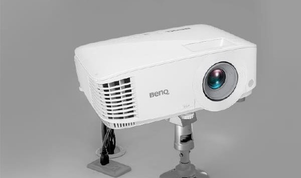 BenQ MH560 Business Projector
