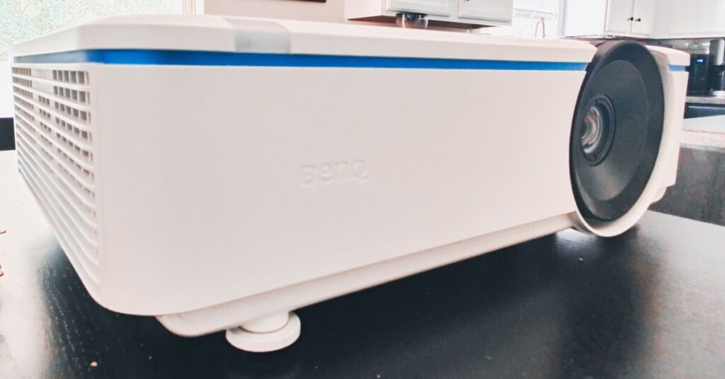 BenQ LU930 WUXGA Projector